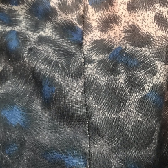 Animal Print Lapis Shirt - Picture 3 of 7